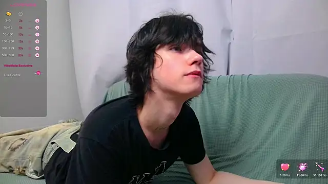 LeonBoykisser online show from March 2026 12:57:02 PM