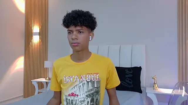 Jack Rusel online show from February 2026 03:25:01 AM