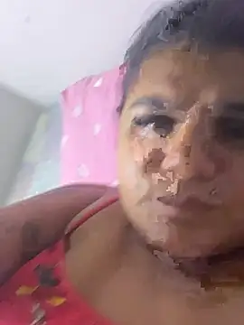 Snapshot of MorenaCariok chatting on March 2026 02:16:01 AM MorenaCariok online show from March 2026 02:16:01 AM