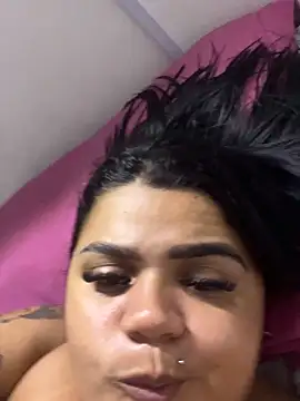 Snapshot of MorenaCariok chatting on April 2026 02:01:01 AM MorenaCariok online show from April 2026 02:01:01 AM