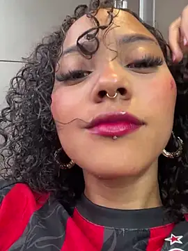 LizStorm  online show from June 2026 01:04:02 PM