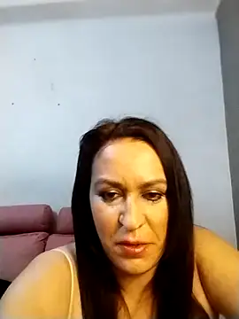 anastasiadaniela online show from February 2026 03:00:02 AM