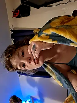 Snapshot of Tastybabe22 chatting on February 2026 08:24:01 AM Tastybabe22 online show from February 2026 08:24:01 AM