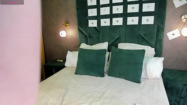 Snapshot of Eva_Anderson chatting on May 2026 01:10:02 AM Eva Anderson online show from May 2026 01:10:02 AM