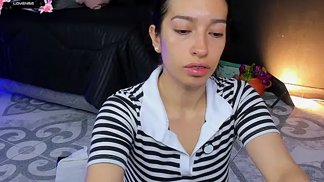 Noaah25  online show from March 2026 04:29:02 AM