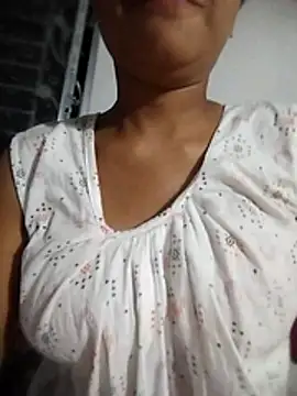 knightqueen12 online show from February 2026 01:40:01 PM