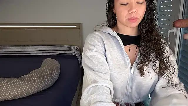 Snapshot of ladymelon chatting on February 2026 10:12:01 AM ladymelon online show from February 2026 10:12:01 AM