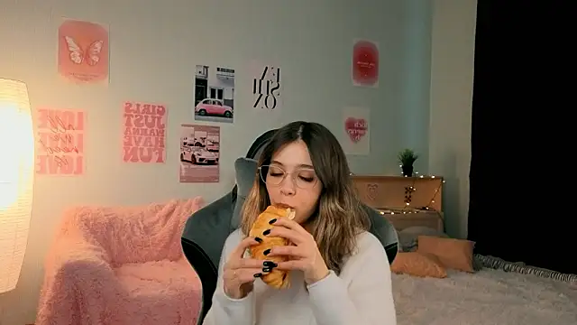 dinnerwithflowers online show from March 2026 01:06:02 PM