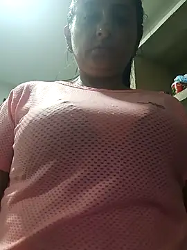 Snapshot of Luna_seductora12 chatting on February 2026 12:07:01 AM Luna seductora12 online show from February 2026 12:07:01 AM