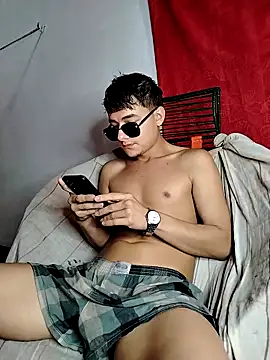 attractive-sexx online show from February 2026 01:40:01 PM