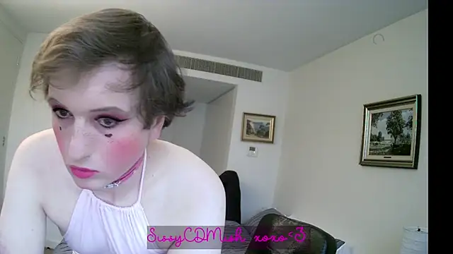SissyCDMish online show from July 2026 01:11:01 AM