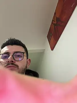 phillipzn online show from January 2026 06:46:02 PM