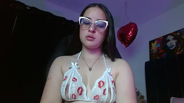 Snapshot of valeri_sotoo chatting on June 2026 01:13:01 PM valeri sotoo online show from June 2026 01:13:01 PM