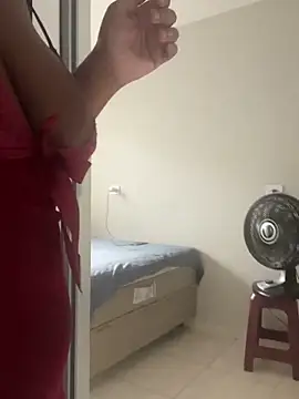 Snapshot of CacauShow01 chatting on February 2026 12:05:02 PM CacauShow01 online show from February 2026 12:05:02 PM