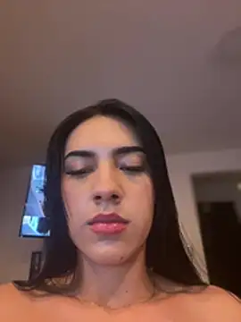 Snapshot of Aliison1_ chatting on February 2026 02:07:02 AM Aliison1 online show from February 2026 02:07:02 AM