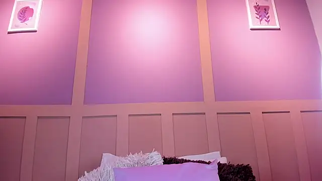 Snapshot of LilithAllenn chatting on February 2026 03:22:02 AM LilithAllenn online show from February 2026 03:22:02 AM