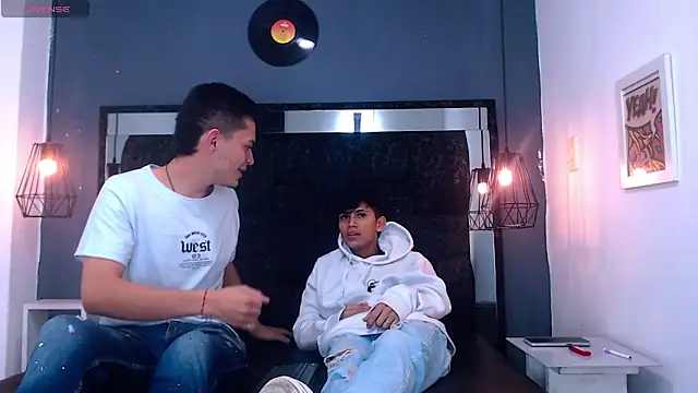 Snapshot of James_And_Kenet chatting on February 2026 12:04:01 PM James And Kenet online show from February 2026 12:04:01 PM