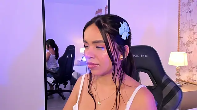 Snapshot of rubby_grundy chatting on February 2026 11:45:01 PM rubby grundy online show from February 2026 11:45:01 PM