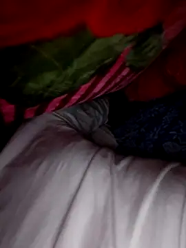 Joker12085 online show from April 2026 09:37:02 PM