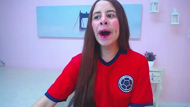 scarlett clyde online show from April 2026 12:33:01 PM