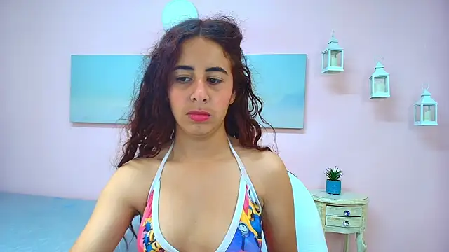 Snapshot of scarlett_clyde chatting on June 2026 12:19:01 PM scarlett clyde online show from June 2026 12:19:01 PM