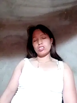 Gummiesu online show from April 2026 10:04:01 PM