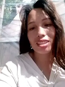 Gummiesu online show from May 2026 06:48:01 PM