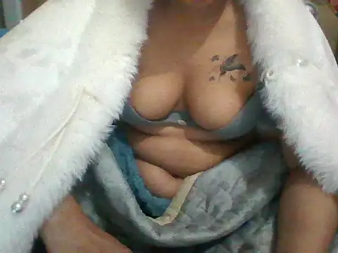 Snapshot of LoveShae_01 chatting on February 2026 02:46:02 PM LoveShae 01 online show from February 2026 02:46:02 PM