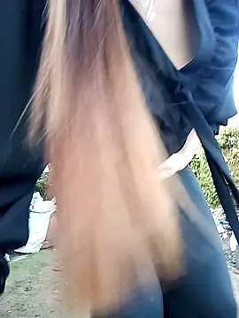 Bling sexy online show from February 2026 01:26:01 AM