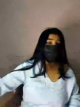 Snapshot of Shona_babu- chatting on February 2026 07:01:01 AM Shona babu- online show from February 2026 07:01:01 AM