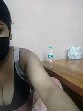 Snapshot of Shona_babu- chatting on February 2026 04:41:01 AM Shona babu- online show from February 2026 04:41:01 AM