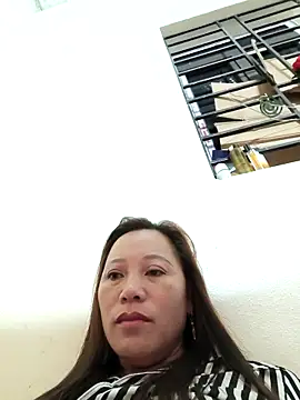 Snapshot of Jooj- chatting on May 2026 01:39:01 PM Jooj- online show from May 2026 01:39:01 PM