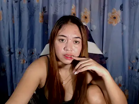 Snapshot of pinay_mayahiga chatting on April 2026 02:51:02 PM pinay mayahiga online show from April 2026 02:51:02 PM