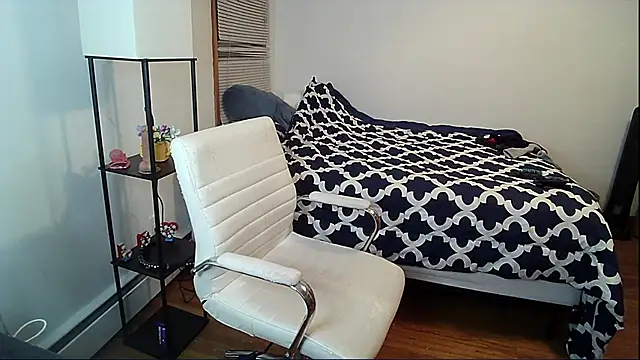 Snapshot of VanFairy526 chatting on February 2026 10:49:01 AM VanFairy526 online show from February 2026 10:49:01 AM