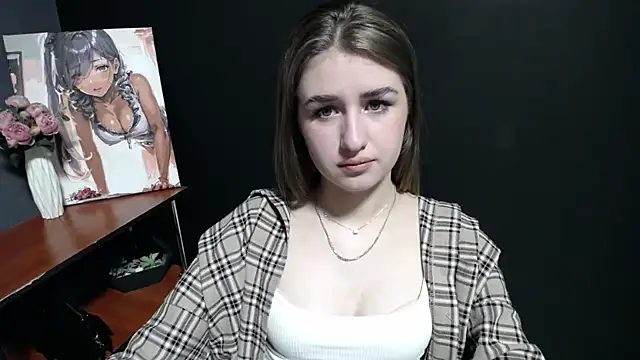 Sunny siren online show from May 2026 12:09:02 PM