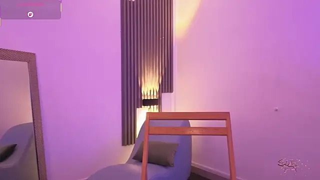 fransheskarossi online show from February 2026 12:25:01 PM