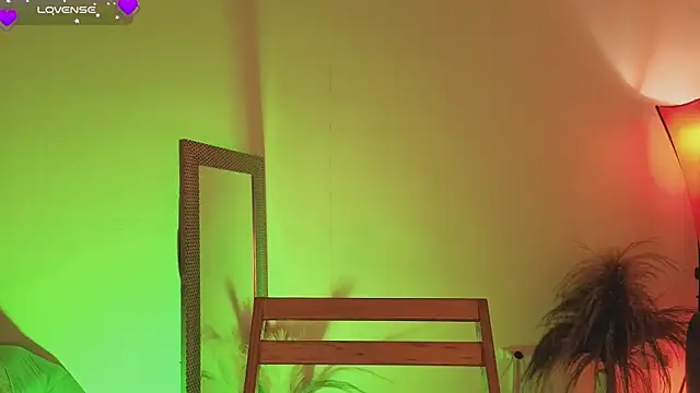 fransheskarossi online show from March 2026 11:55:02 AM