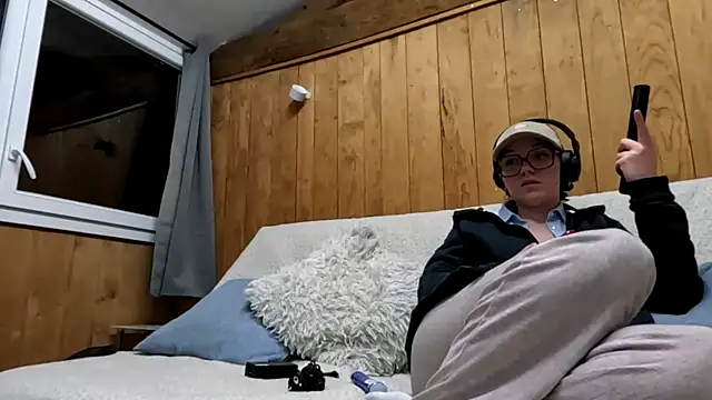 ju juliette online show from March 2026 10:27:02 PM