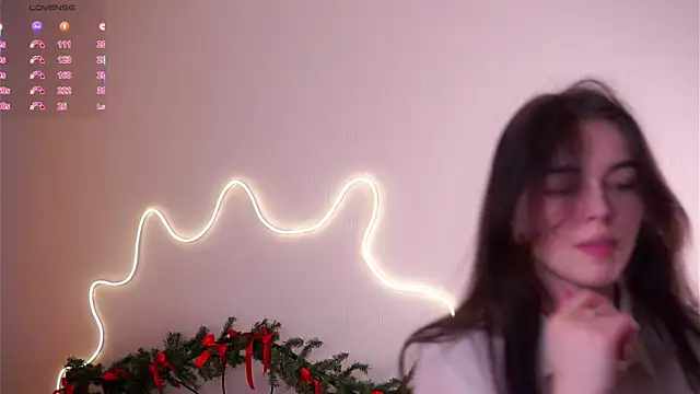 Snapshot of MirnaTellado chatting on February 2026 06:01:02 PM MirnaTellado online show from February 2026 06:01:02 PM