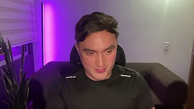 Robyn Rocki online show from February 2026 02:41:01 AM