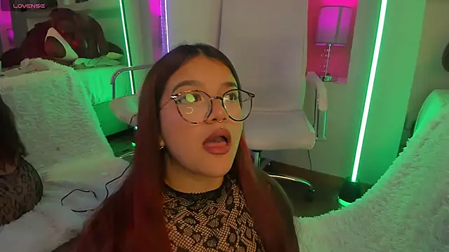 Rosy Sweet online show from February 2026 12:12:01 PM