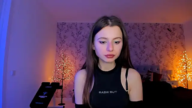 Hot Molly5 online show from February 2026 07:37:01 PM