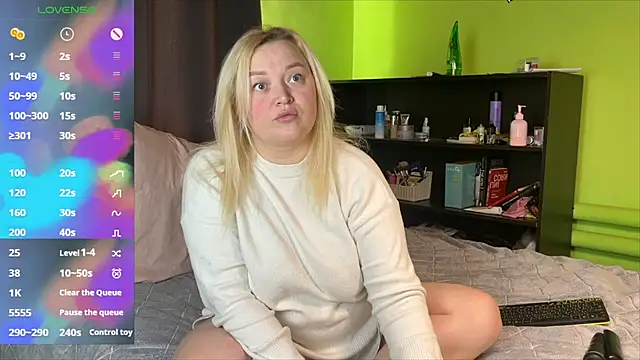 Snapshot of LisaWiliams chatting on February 2026 09:03:02 AM LisaWiliams online show from February 2026 09:03:02 AM