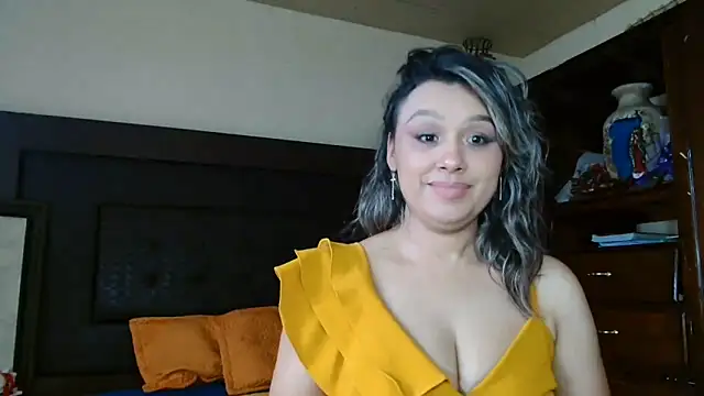 Snapshot of aitanalove_ chatting on June 2026 10:52:01 PM aitanalove online show from June 2026 10:52:01 PM