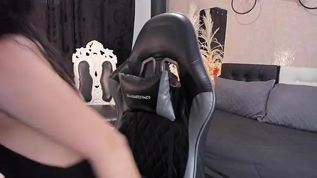 Vicky sst online show from February 2026 08:40:02 PM