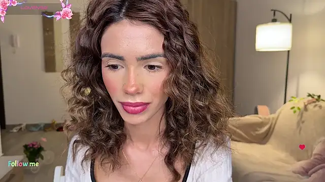 AyanaLys online show from April 2026 05:39:01 PM