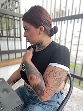 EmilyMoore Pink online show from March 2026 12:45:02 PM