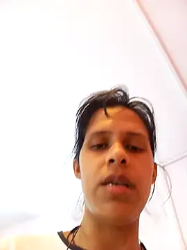 mitzukywinteer online show from February 2026 08:25:02 PM