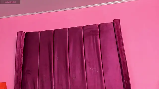 mitzukywinteer online show from July 2026 08:44:02 PM