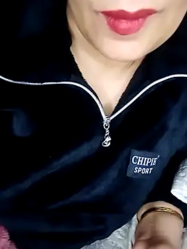 Naughty-Yousra online show from February 2026 08:57:02 AM